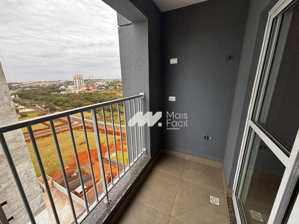 Apartamento com 2 dormitórios para alugar, 50 m² por R$ 2.300,00/mês - Jardim Aclimação - Maringá/PR