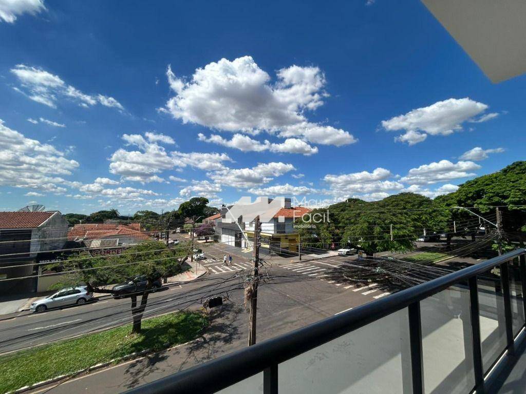 Sobrado com 3 dormitórios para alugar, 150 m² por R$ 3.500,00/mês - Jardim Alvorada - Maringá/PR