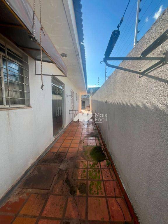 Casa para alugar, 362 m² por R$ 16.500,00/mês - Zona 04 - Maringá/PR