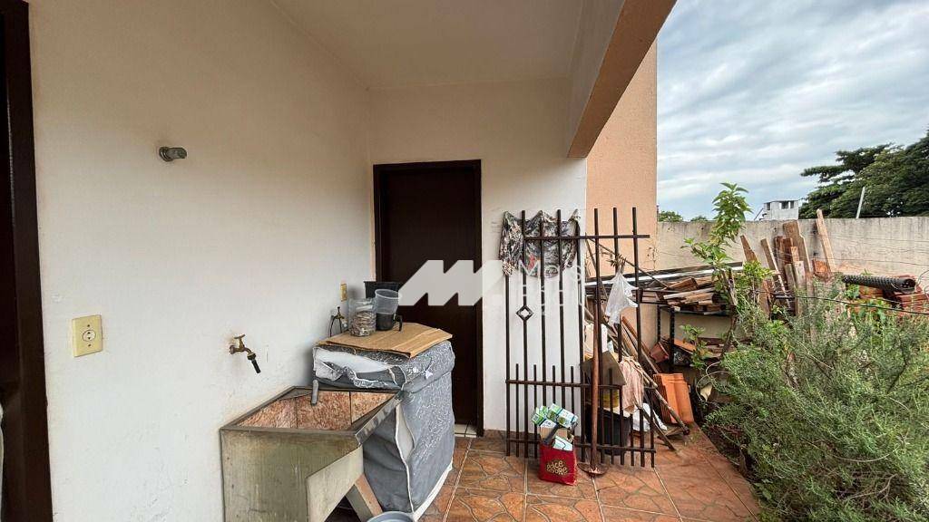 Casa à venda, 80 m² por R$ 300.000,00 - Parque Hortência - Maringá/PR