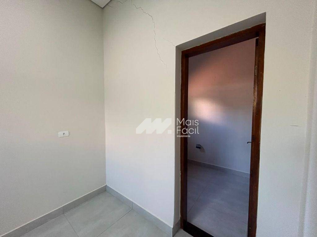 Casa com 1 dormitório para alugar, 120 m² por R$ 2.500,00/mês - Jardim Macente - Marialva/PR