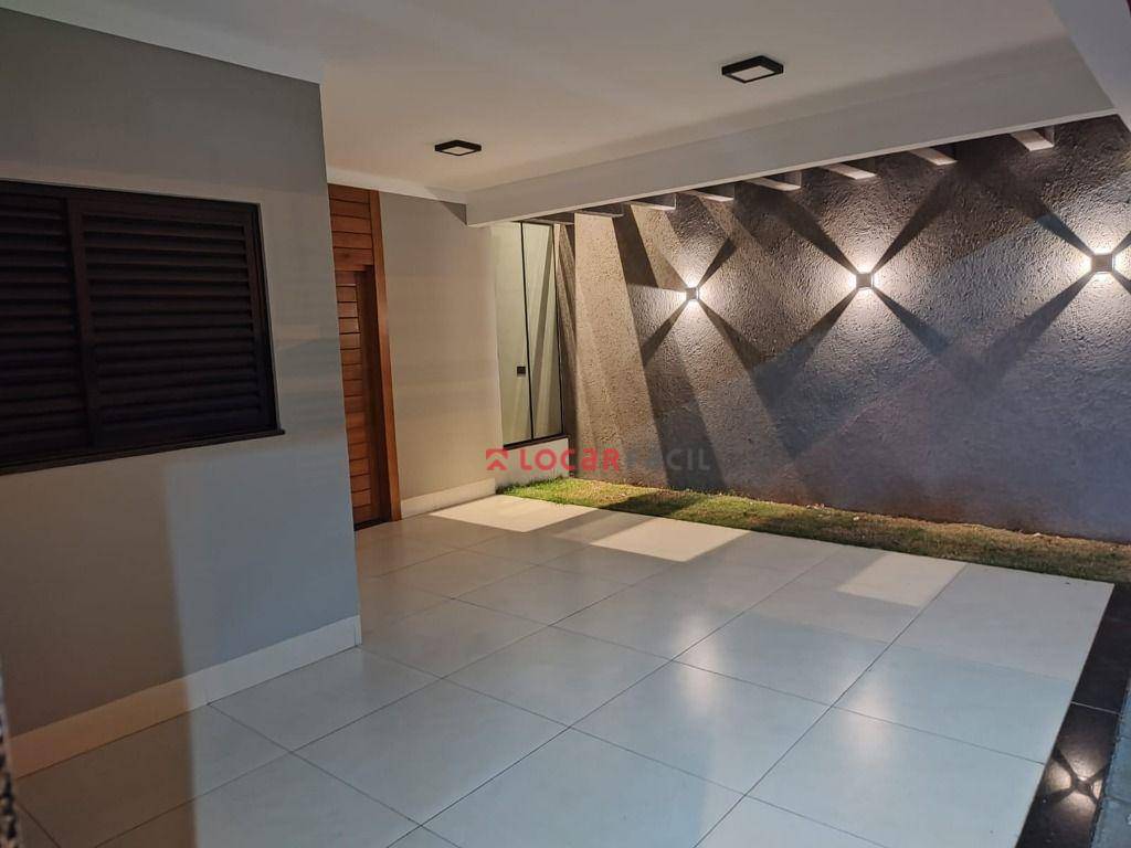 Casa com 3 dormitórios à venda, 141 m² por R$ 850.000,00 - Bom Jardim - Maringá/PR