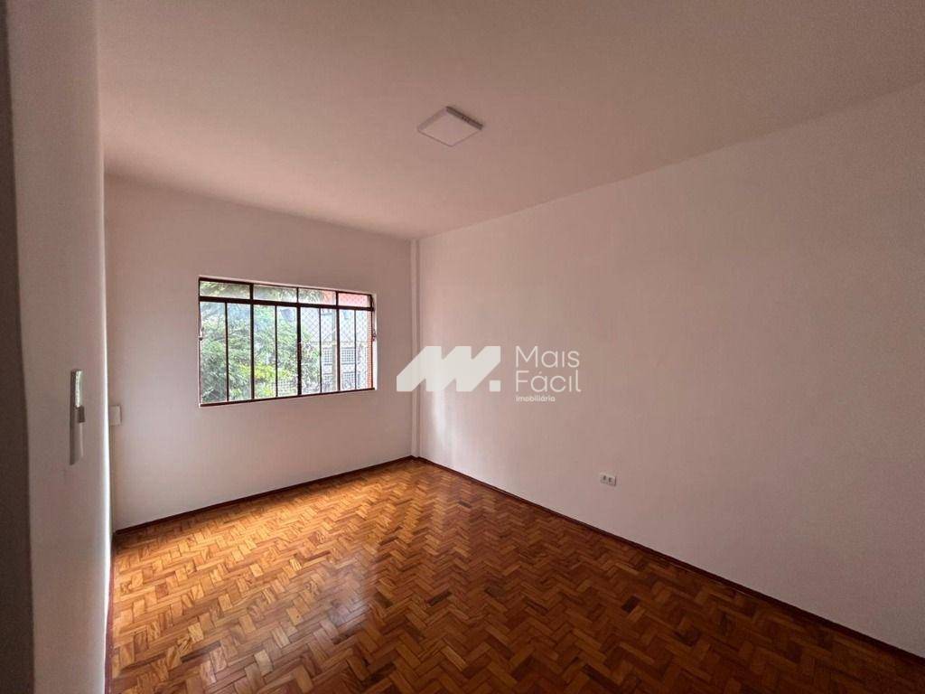 Apartamento com 3 dormitórios para alugar, 110 m² por R$ 2.700,00/mês - Zona 01 - Maringá/PR