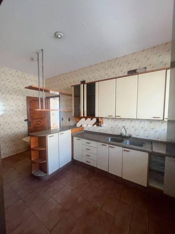Casa para alugar, 362 m² por R$ 16.500,00/mês - Zona 04 - Maringá/PR