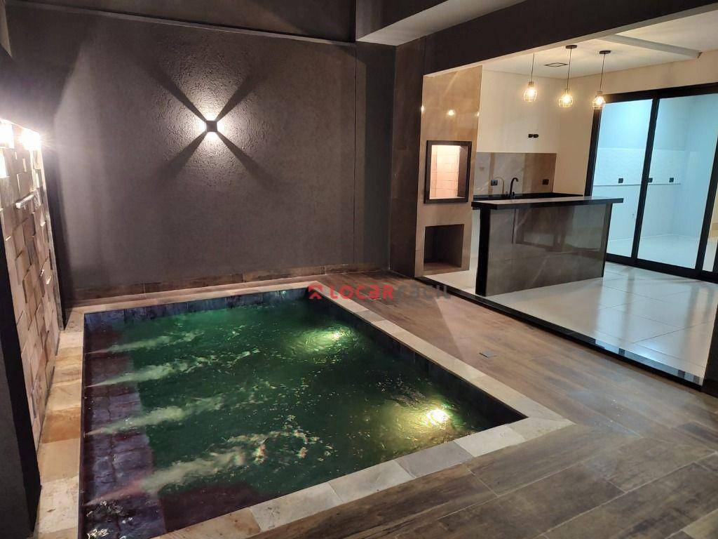 Casa com 3 dormitórios à venda, 141 m² por R$ 850.000,00 - Bom Jardim - Maringá/PR