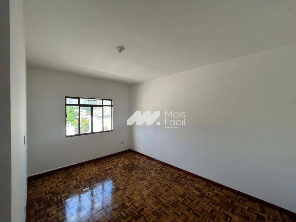 Apartamento com 3 dormitórios para alugar, 110 m² por R$ 2.800,00/mês - Zona 01 - Maringá/PR