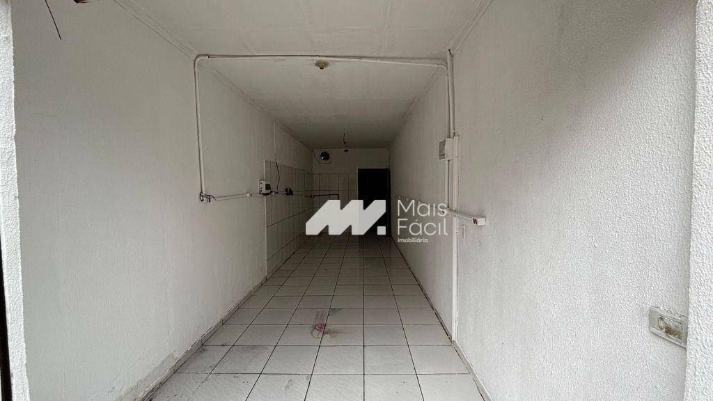 Salão para alugar, 80 m² por R$ 1.800,00/mês - Conjunto Habitacional Requião - Maringá/PR