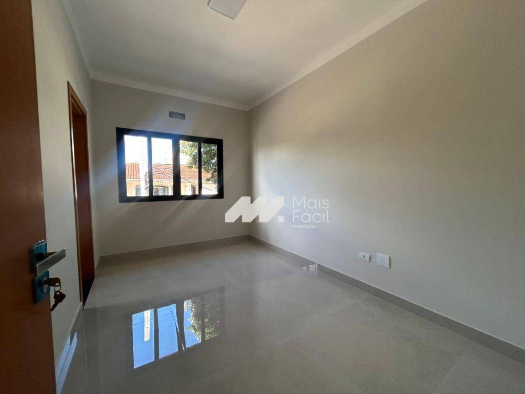 Sobrado com 3 dormitórios para alugar, 150 m² por R$ 3.500,00/mês - Jardim Alvorada - Maringá/PR