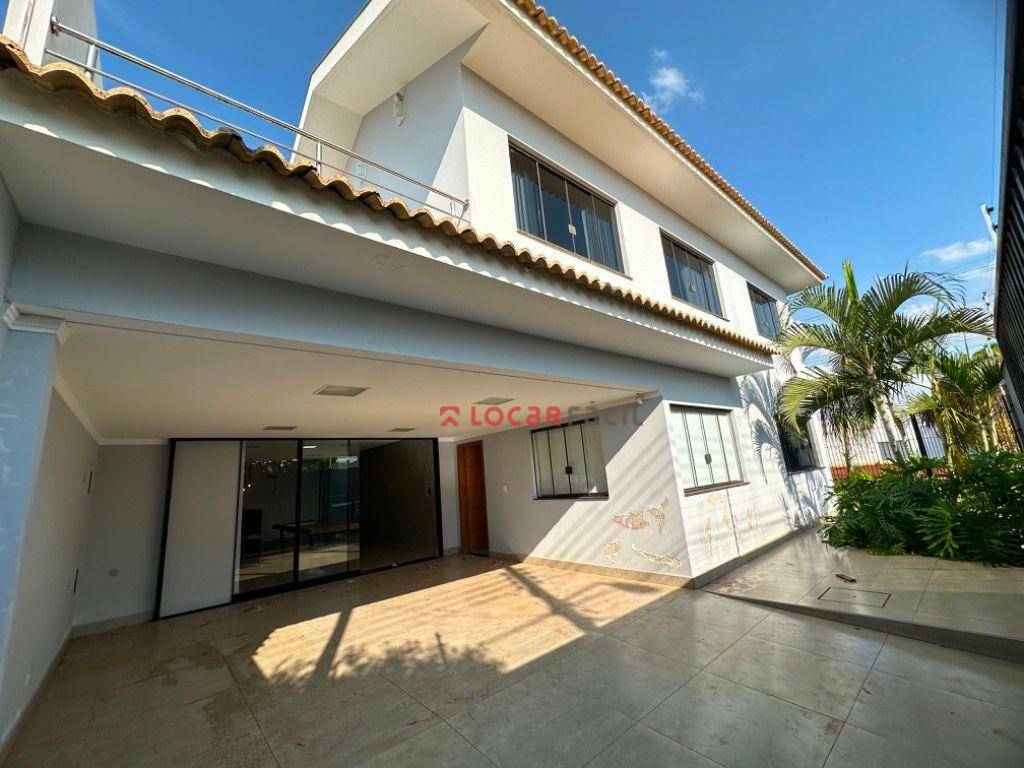Sobrado com 4 dormitórios à venda, 250 m² por R$ 1.200.000,00 - Jardim Tóquio - Maringá/PR