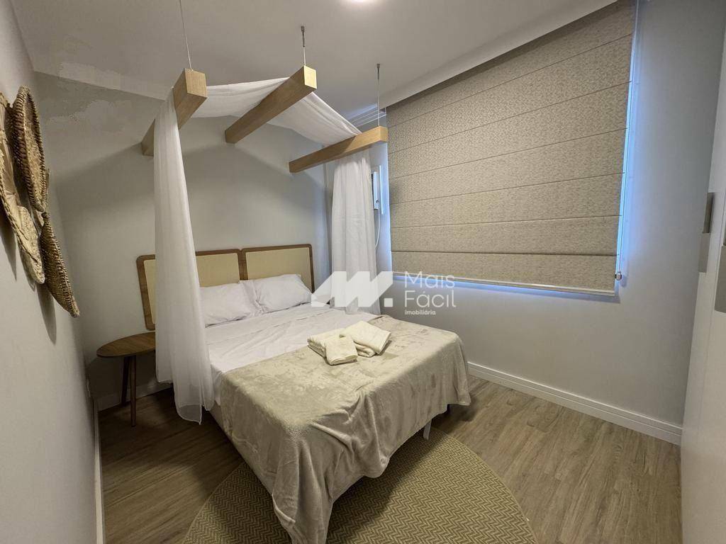 Apartamento com 2 dormitórios para alugar, 46 m² por R$ 2.900,00/mês - Jardim Ipanema - Maringá/PR