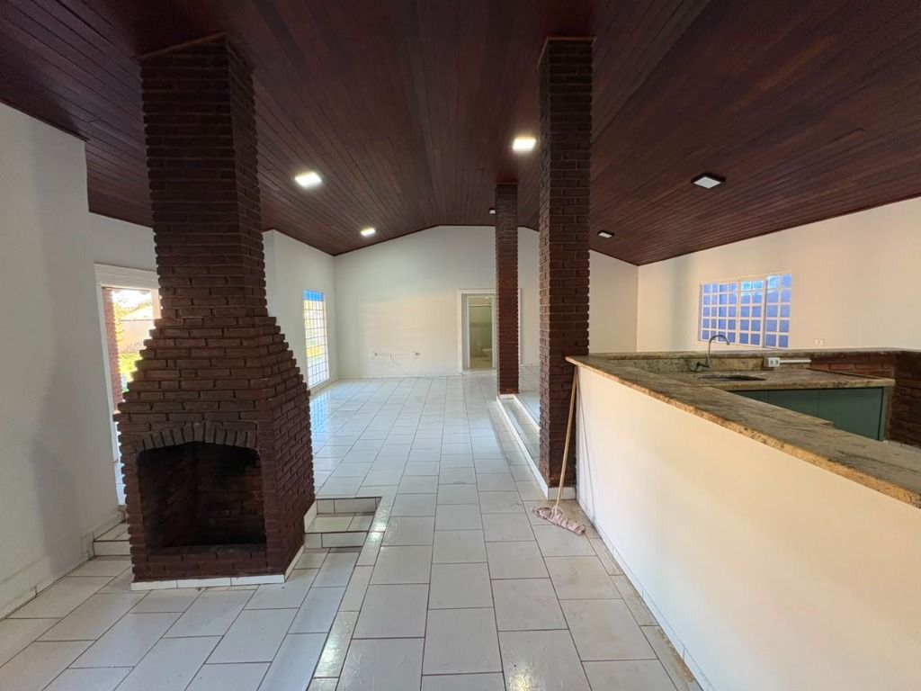Casa com 3 dormitórios para alugar, 200 m² por R$ 5.500,00/mês - Jardim Nova Independência - Sarandi/PR