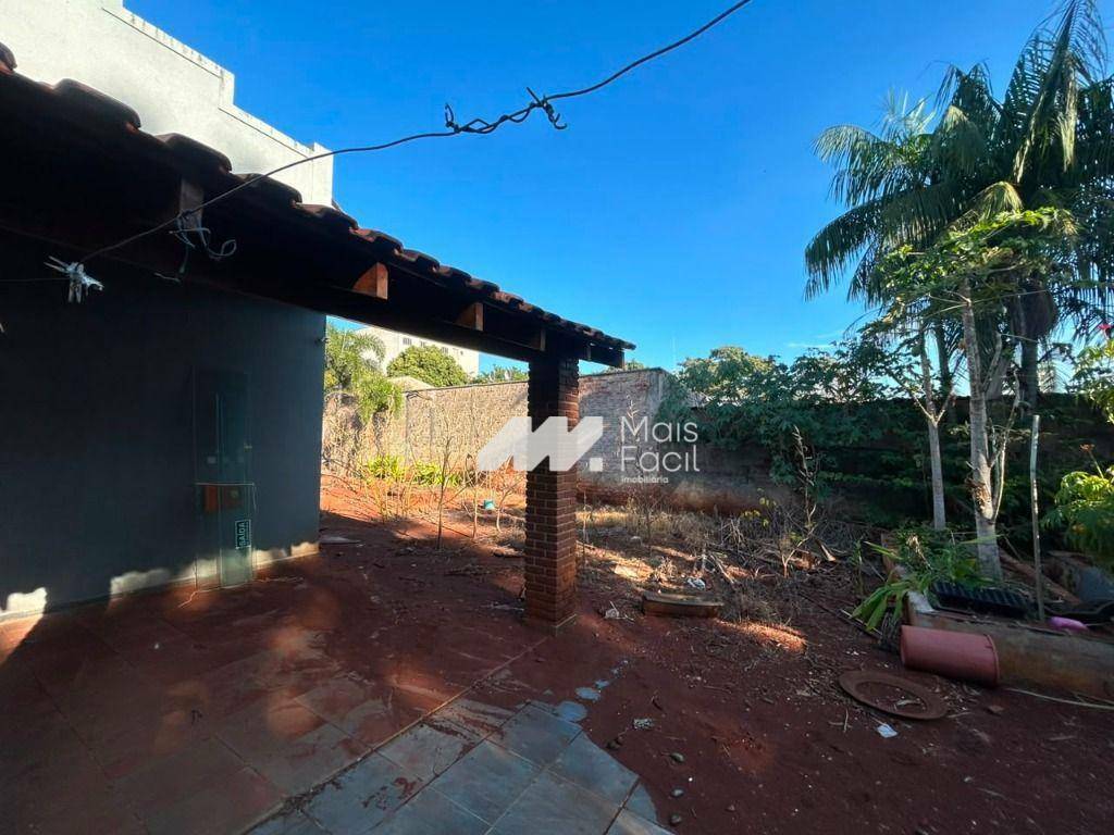 Casa com 1 dormitório para alugar, 120 m² por R$ 2.500,00/mês - Jardim Macente - Marialva/PR