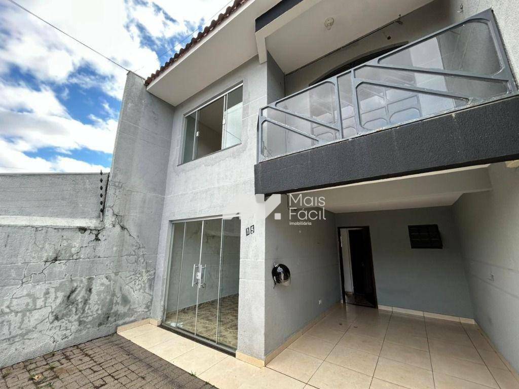 Casa com 3 dormitórios para alugar, 120 m² por R$ 2.200,00/mês - Jardim Novo Oásis - Maringá/PR