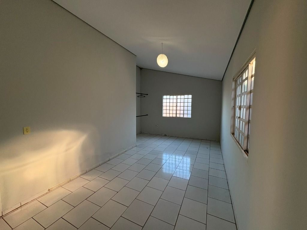 Casa com 3 dormitórios para alugar, 200 m² por R$ 5.500,00/mês - Jardim Nova Independência - Sarandi/PR
