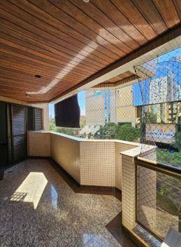 Apartamento em frente ao shopping