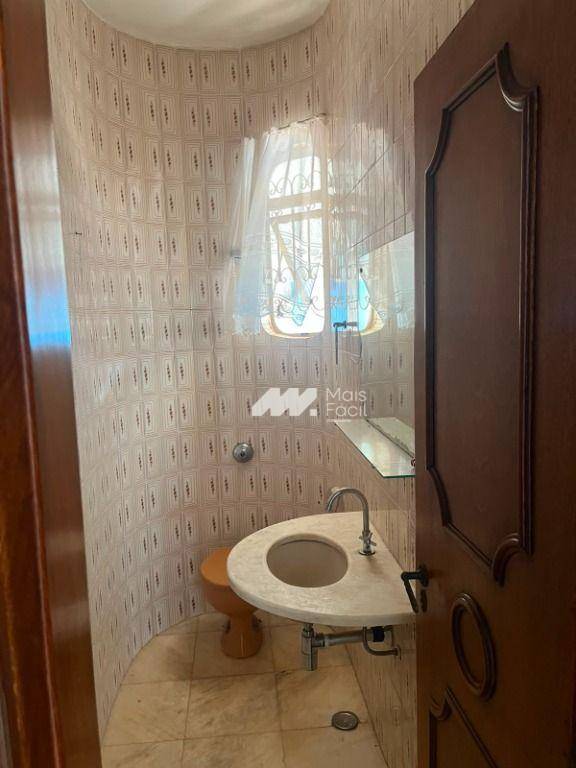 Casa para alugar, 362 m² por R$ 16.500,00/mês - Zona 04 - Maringá/PR