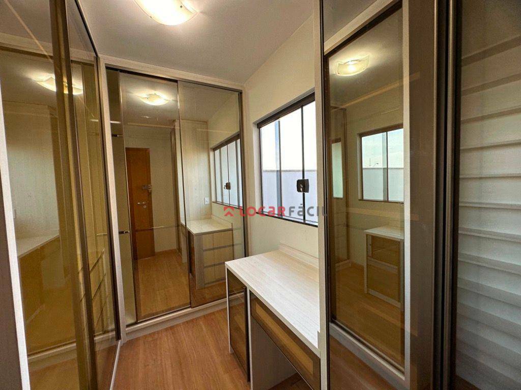 Sobrado com 4 dormitórios à venda, 250 m² por R$ 1.200.000,00 - Jardim Tóquio - Maringá/PR