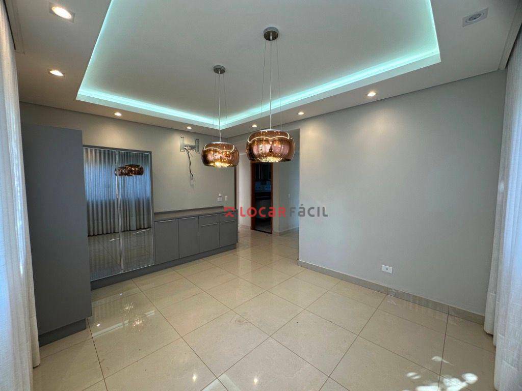 Sobrado com 4 dormitórios à venda, 250 m² por R$ 1.200.000,00 - Jardim Tóquio - Maringá/PR