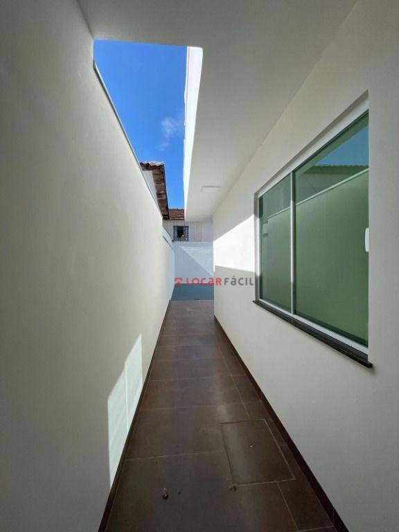 Casa com 3 dormitórios à venda, 180 m² por R$ 380.000,00 - Centro - Iguaraçu/PR