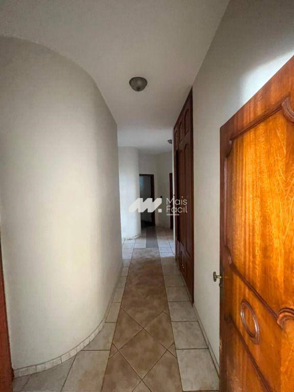 Casa para alugar, 362 m² por R$ 16.500,00/mês - Zona 04 - Maringá/PR
