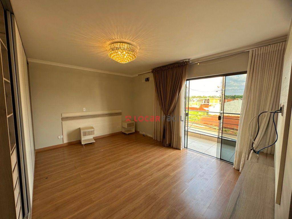Sobrado com 4 dormitórios à venda, 250 m² por R$ 1.200.000,00 - Jardim Tóquio - Maringá/PR