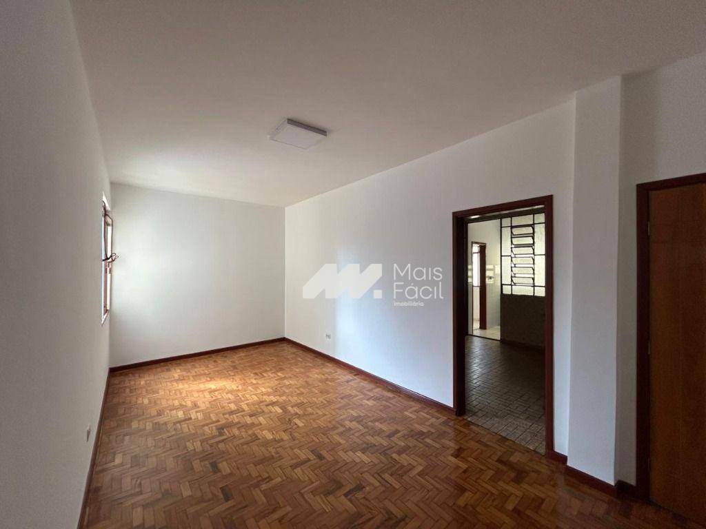 Apartamento com 3 dormitórios para alugar, 110 m² por R$ 2.700,00/mês - Zona 01 - Maringá/PR