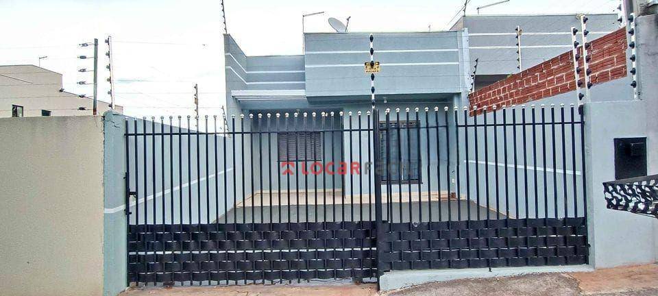 Casa com 2 dormitórios à venda, 140 m² por R$ 190.000,00 - Jardim Universal - Sarandi/PR