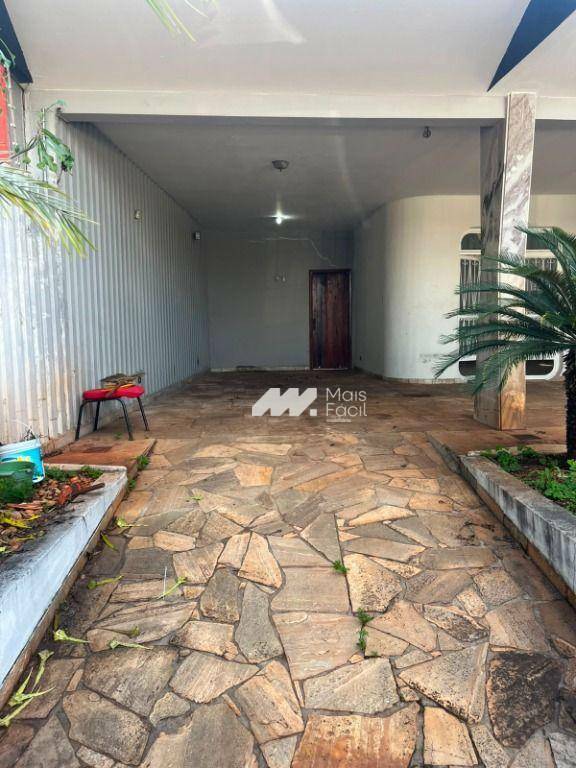 Casa para alugar, 362 m² por R$ 16.500,00/mês - Zona 04 - Maringá/PR