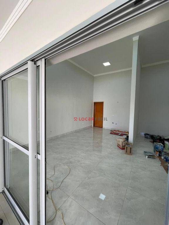 Casa com 3 dormitórios à venda, 180 m² por R$ 380.000,00 - Centro - Iguaraçu/PR