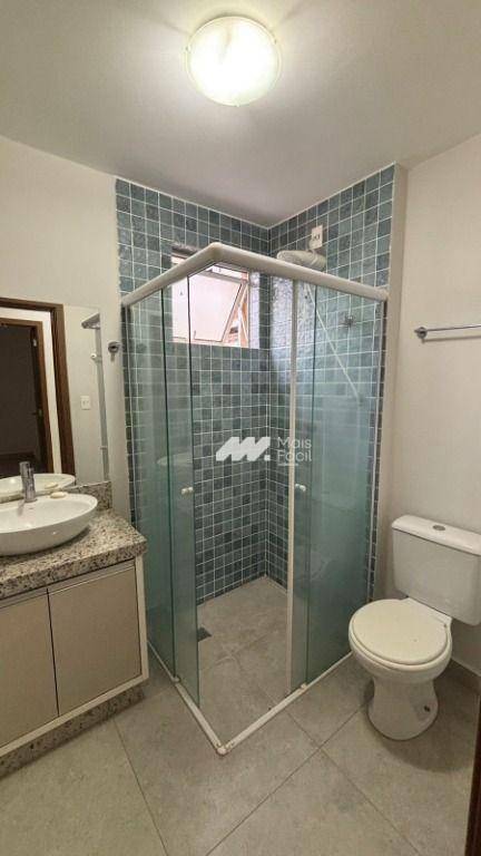 Apartamento com 2 dormitórios para alugar, 55 m² por R$ 2.450,00/mês - Zona 07 - Maringá/PR