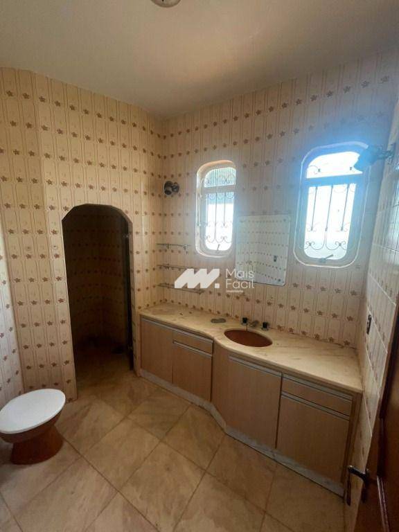 Casa para alugar, 362 m² por R$ 16.500,00/mês - Zona 04 - Maringá/PR