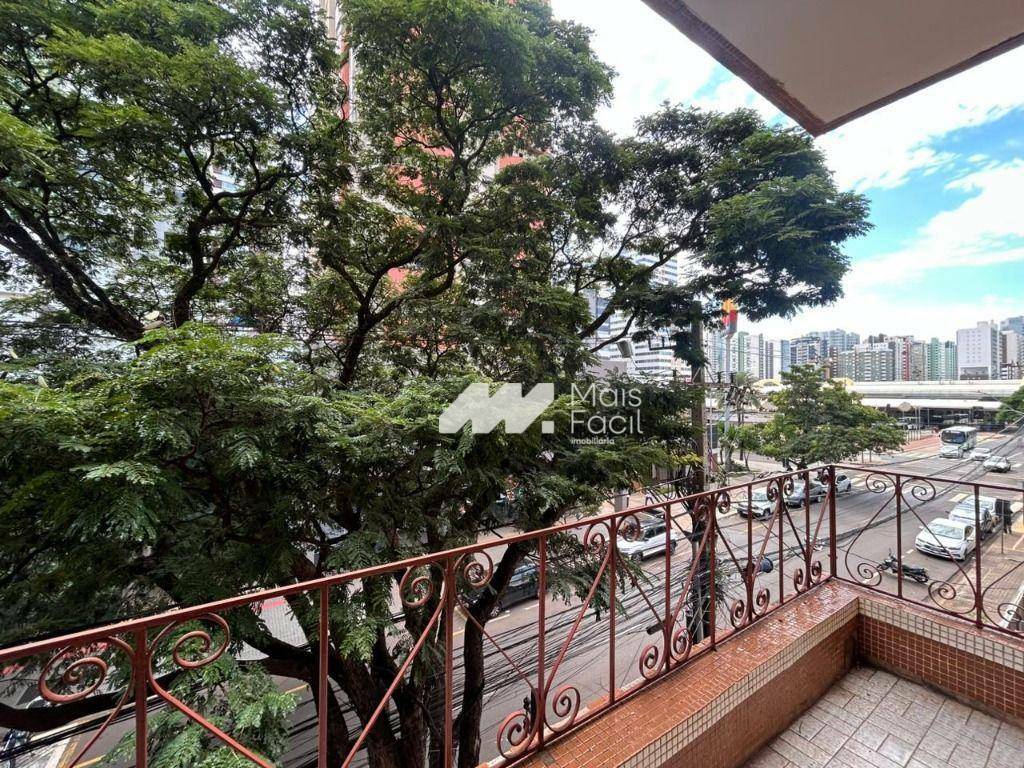 Apartamento com 3 dormitórios para alugar, 110 m² por R$ 2.700,00/mês - Zona 01 - Maringá/PR