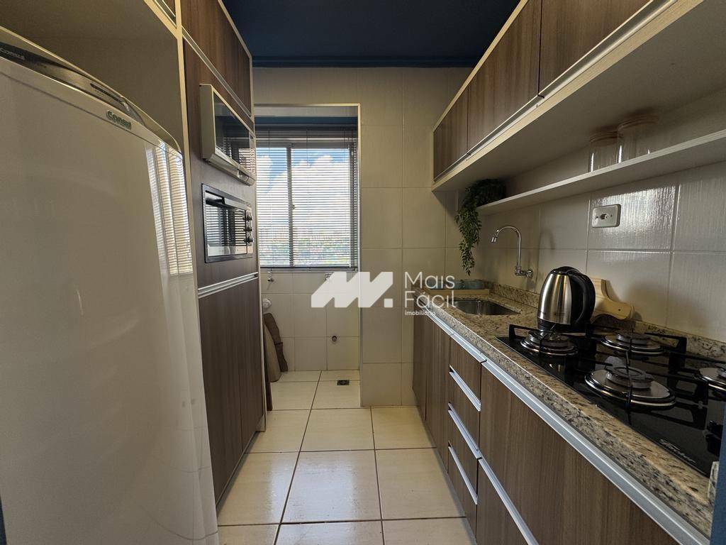 Apartamento com 2 dormitórios para alugar, 46 m² por R$ 2.900,00/mês - Jardim Ipanema - Maringá/PR