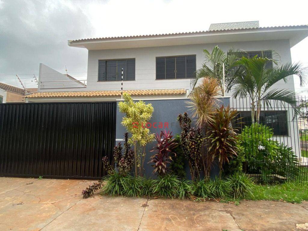 Sobrado com 4 dormitórios à venda, 250 m² por R$ 1.200.000,00 - Jardim Tóquio - Maringá/PR