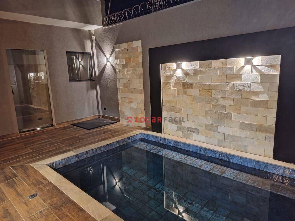 Casa com 3 dormitórios à venda, 141 m² por R$ 850.000,00 - Bom Jardim - Maringá/PR