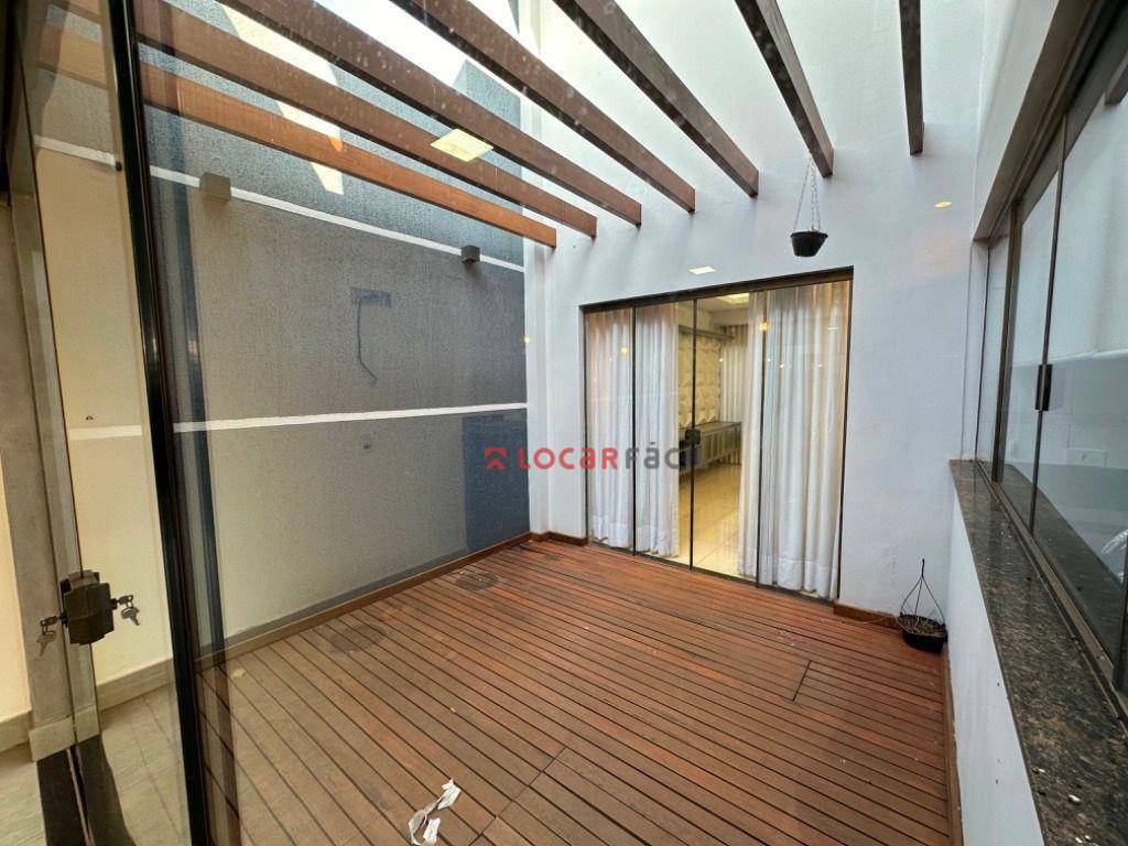 Sobrado com 4 dormitórios à venda, 250 m² por R$ 1.200.000,00 - Jardim Tóquio - Maringá/PR