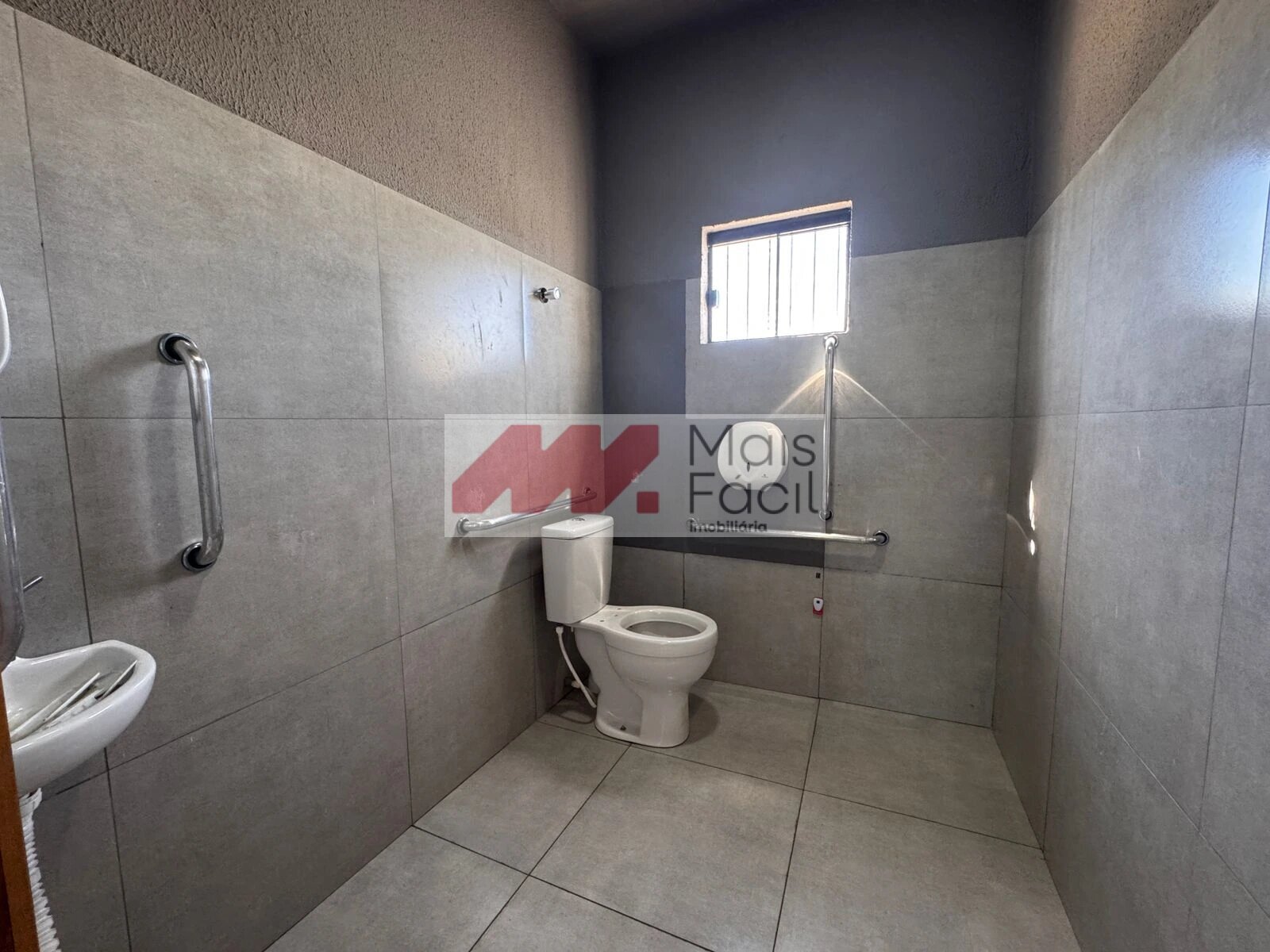 Seu negócio pode operar por duas ruas: salão de 342 m² no Bom Jardim por R$ 7.500/mês