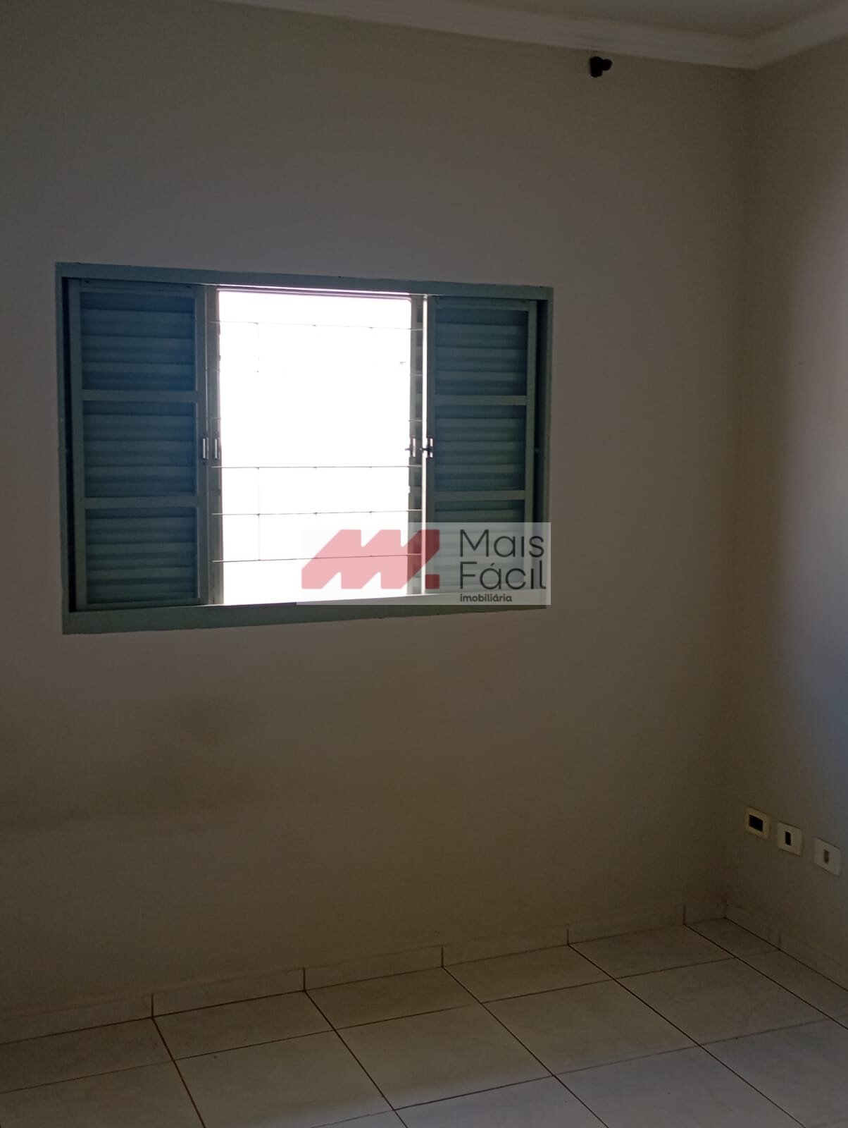 Casa para Alugar com 2 Quartos e 80 m² no Parque Tarumã em Maringá/PR