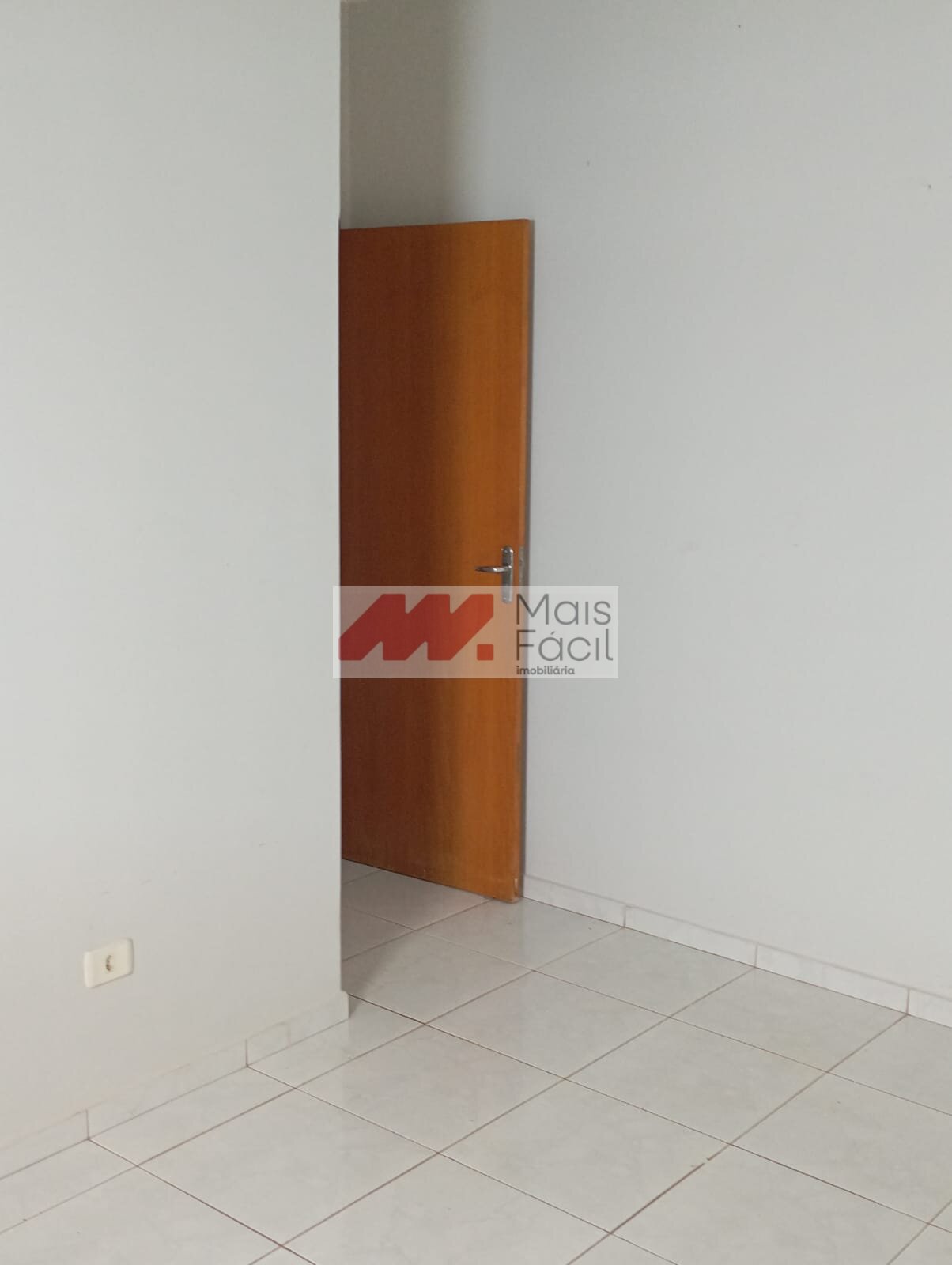 Casa para Alugar com 2 Quartos e 80 m² no Parque Tarumã em Maringá/PR