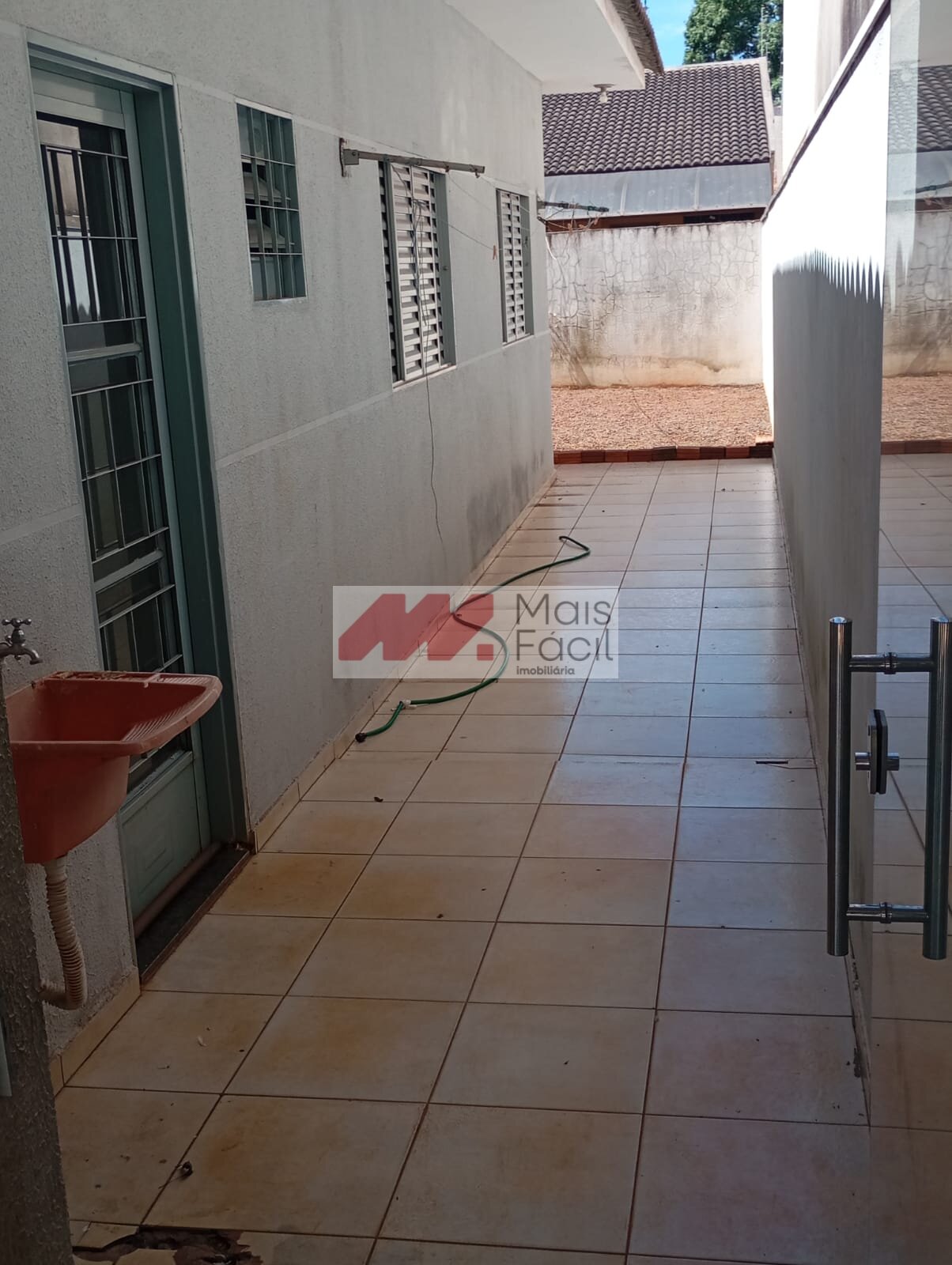 Casa para Alugar com 2 Quartos e 80 m² no Parque Tarumã em Maringá/PR