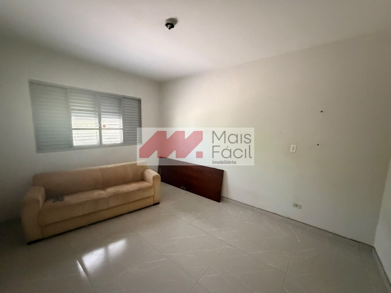 Sobreloja com 3 Quartos na Av Colombo - Zona 07, Maringá/PR