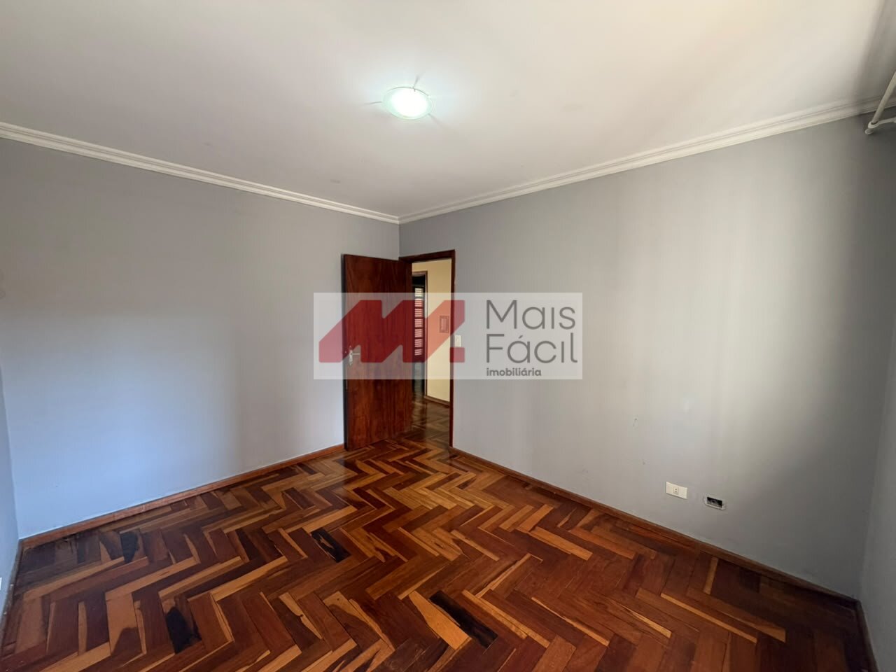 Sobrado com 3 Quartos, 120 m² na Zona 03 - Maringá/PR