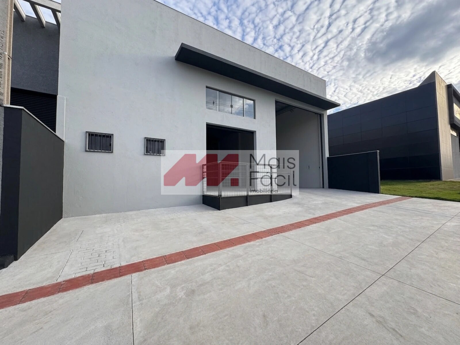 Seu negócio pode operar por duas ruas: salão de 342 m² no Bom Jardim por R$ 7.500/mês