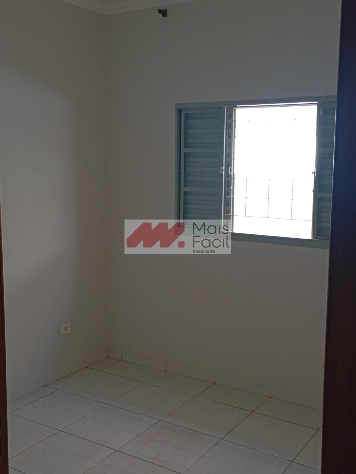 Casa para Alugar com 2 Quartos e 80 m² no Parque Tarumã em Maringá/PR