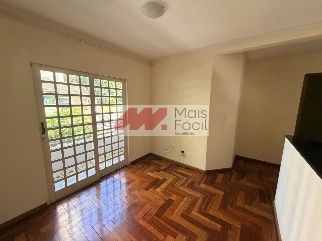 Sobrado com 3 Quartos, 120 m² na Zona 03 - Maringá/PR