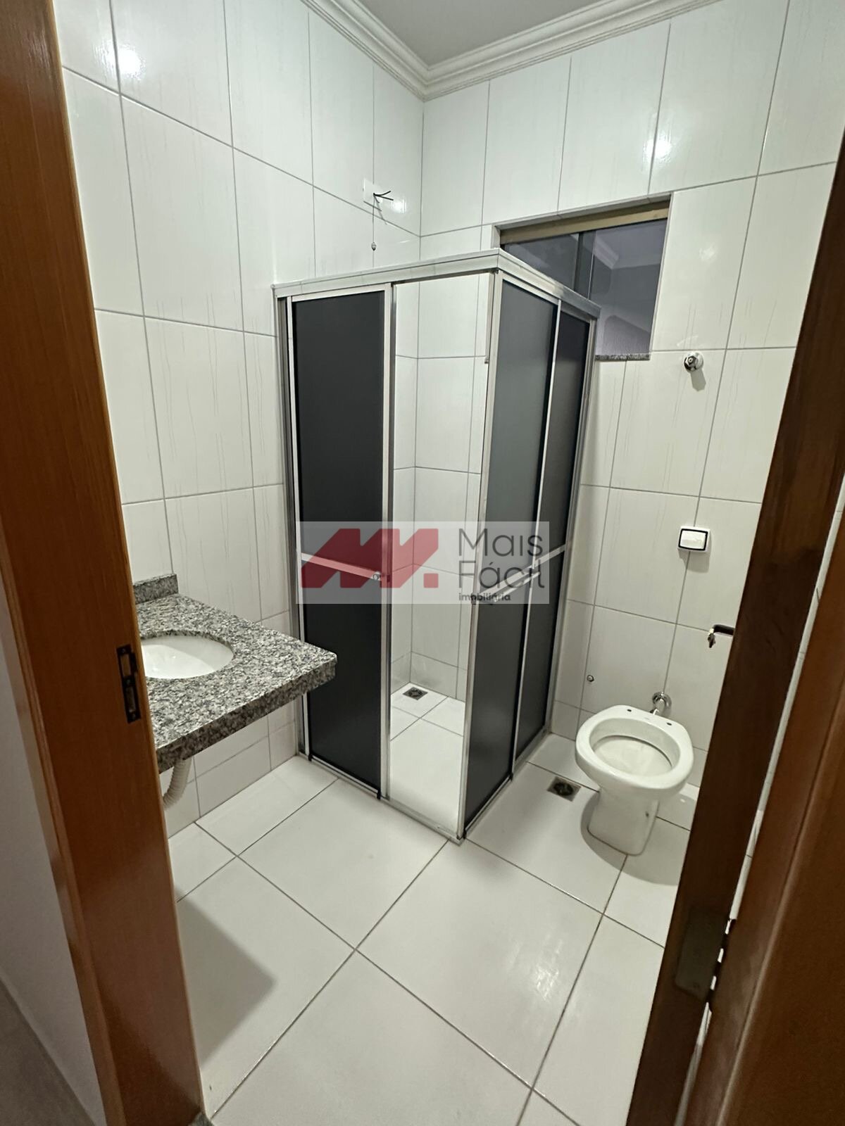 Casa à Venda no Jardim Dias I – 3 Quartos, Suíte e 3 Vagas de Garagem!