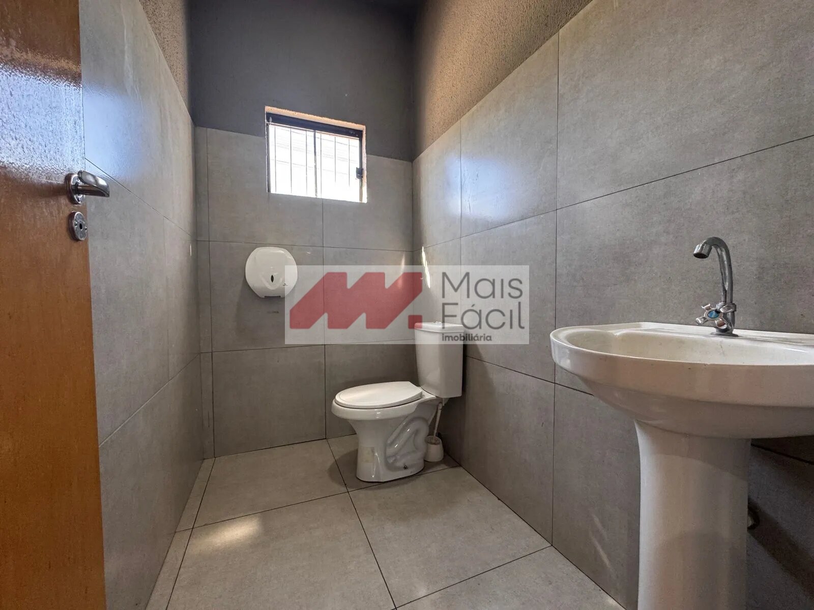 Seu negócio pode operar por duas ruas: salão de 342 m² no Bom Jardim por R$ 7.500/mês